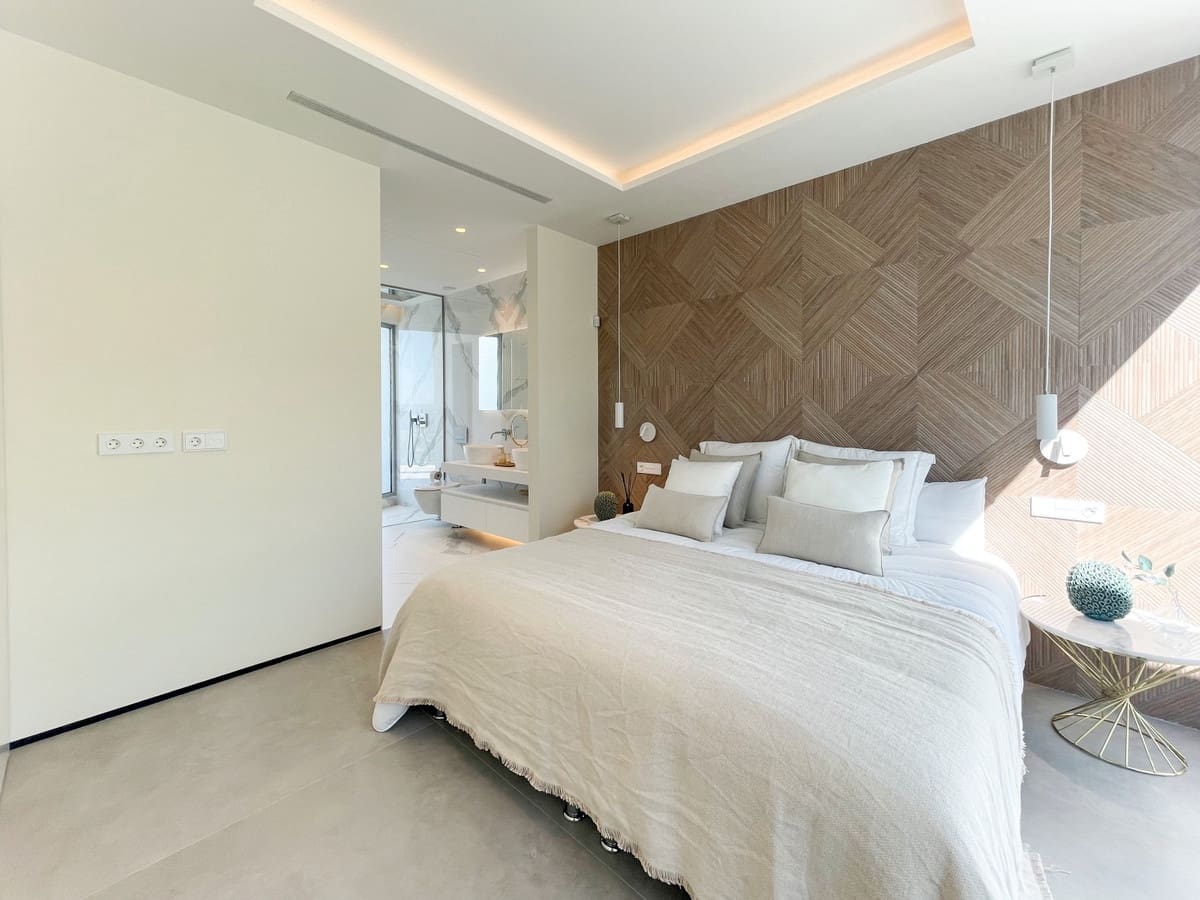 Chalet de 5 habitaciones en La Cala Golf en venta con piscina garaje - 2.450.000 € (Ref: 8326706)