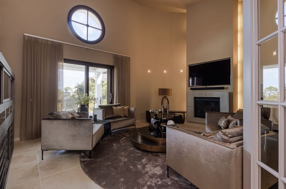 7 sovrum Villa till salu i La Quinta med pool garage - 8 350 000 € (Ref: 8326707)