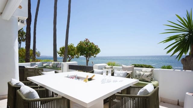 Apartamento de 3 habitaciones en Golden Mile, Marbella en venta con piscina garaje - 6.995.000 € (Ref: 8332867)