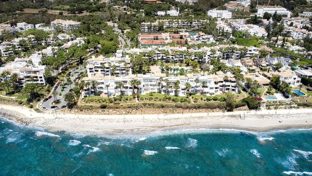 Apartamento de 3 habitaciones en Golden Mile, Marbella en venta con piscina garaje - 6.995.000 € (Ref: 8332867)