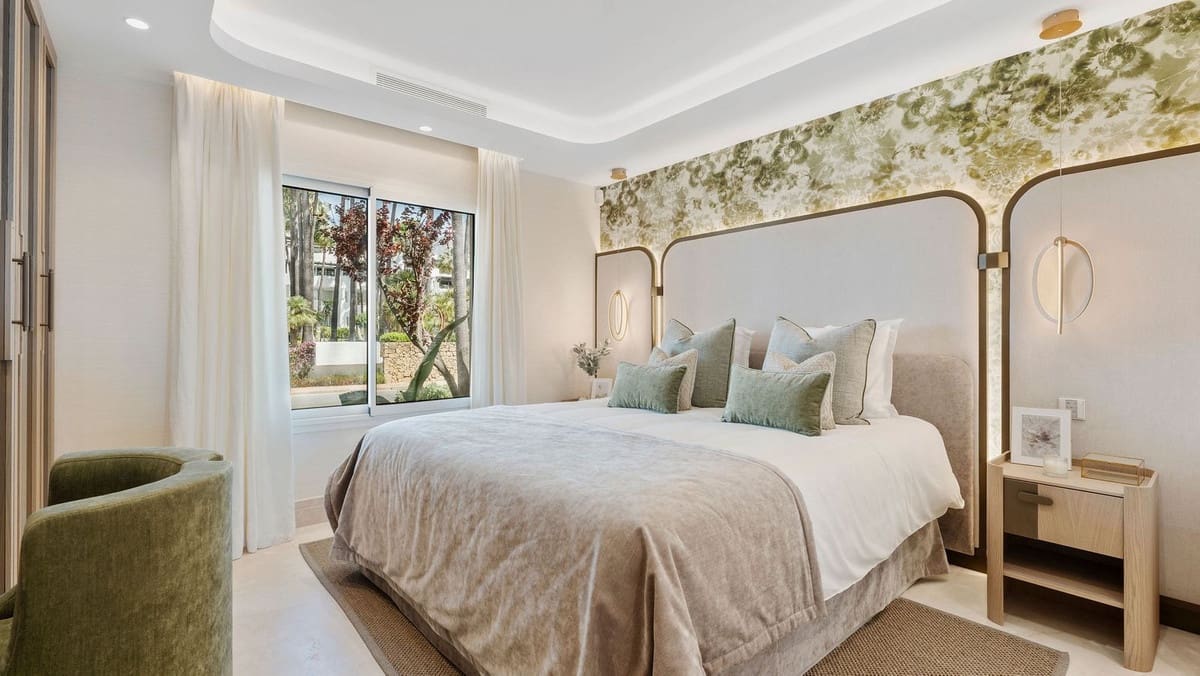 Apartamento de 3 habitaciones en Golden Mile en venta con piscina garaje - 6.995.000 € (Ref: 8332867)