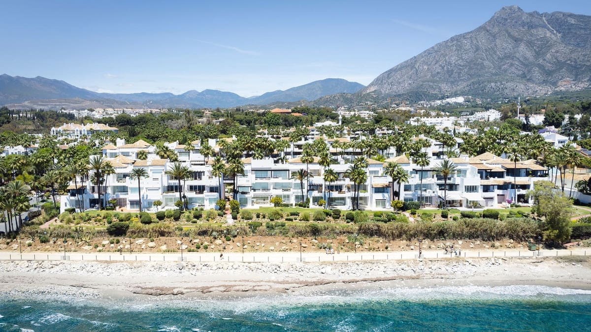 3 soveværelse Lejlighed til salg i Golden Mile med swimmingpool garage - € 6.995.000 (Ref: 8332867)