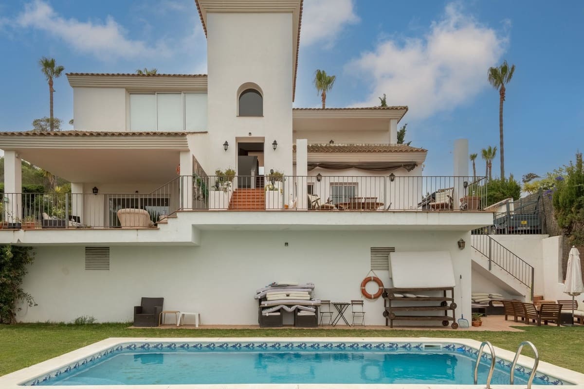 5 sypialnia Willa na sprzedaż w Sotogrande z basenem - 1 125 000 € (Ref: 8344142)