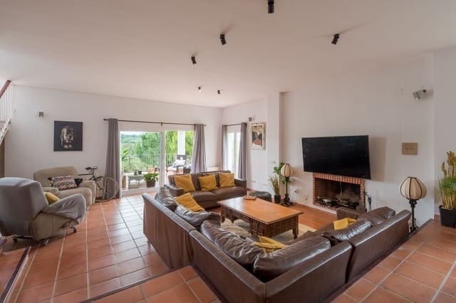 Chalet de 5 habitaciones en Sotogrande Alto, San Roque en venta con piscina - 1.125.000 € (Ref: 8344142)