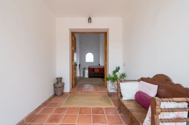 Chalet de 5 habitaciones en Sotogrande Alto, San Roque en venta con piscina - 1.125.000 € (Ref: 8344142)