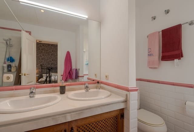 5 soverom Villa til salgs i Sotogrande Alto, San Roque med svømmebasseng - € 1 125 000 (Ref: 8344142)