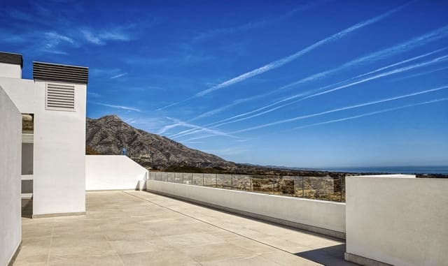 3 bedroom Apartment for sale in La Quinta, Benahavís with pool garage - € 1,495,000 (Ref: 8370329)