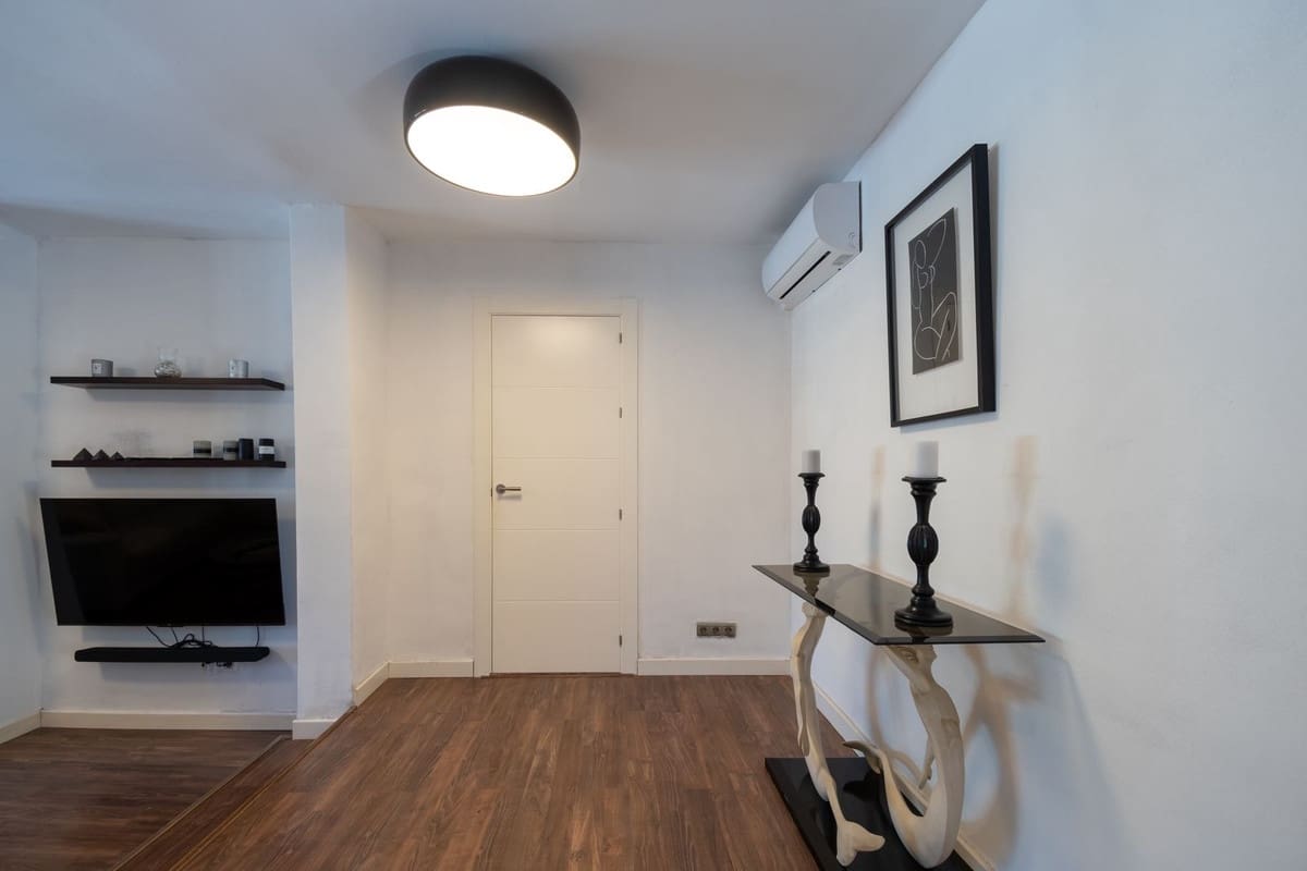 3 slaapkamer Huis te koop in La Duquesa / Puerto de la Duquesa met zwembad - € 340.000 (Ref: 8389729)