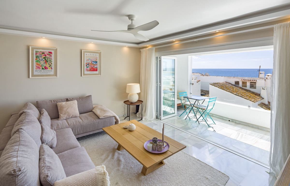 Apartamento de 2 habitaciones en Marbella en venta - 895.000 € (Ref: 8390048)