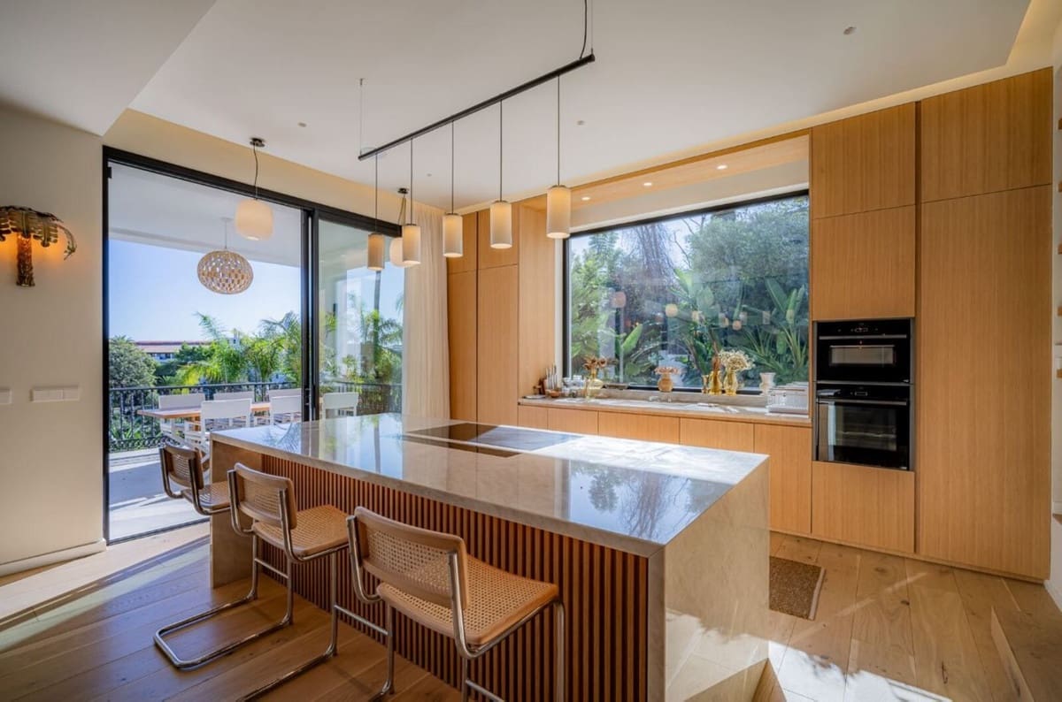 5 quarto Moradia para venda em Benahavis com piscina garagem - 5 250 000 € (Ref: 8394209)