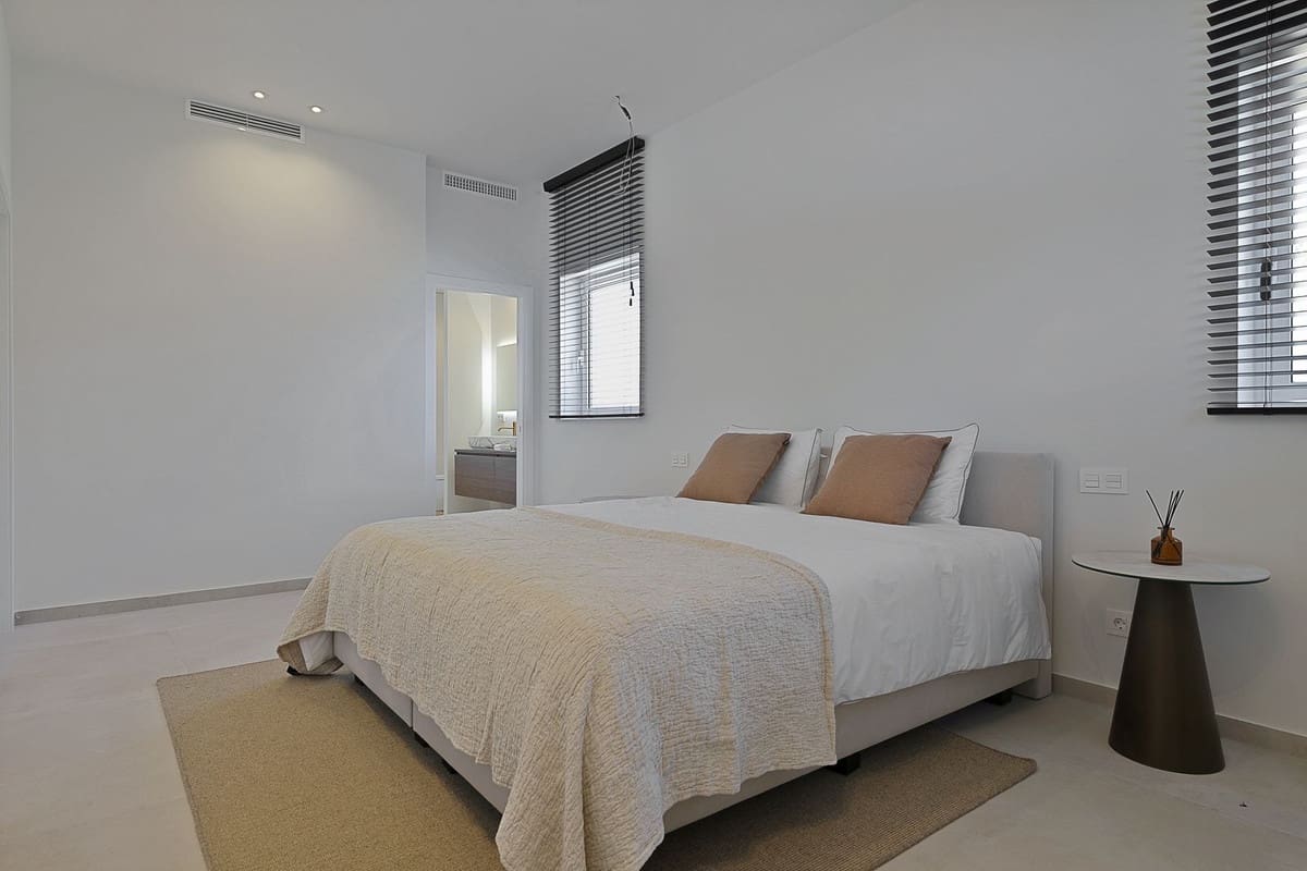 5 soveværelse Villa til salg i Benahavis med swimmingpool garage - € 3.195.000 (Ref: 8402500)