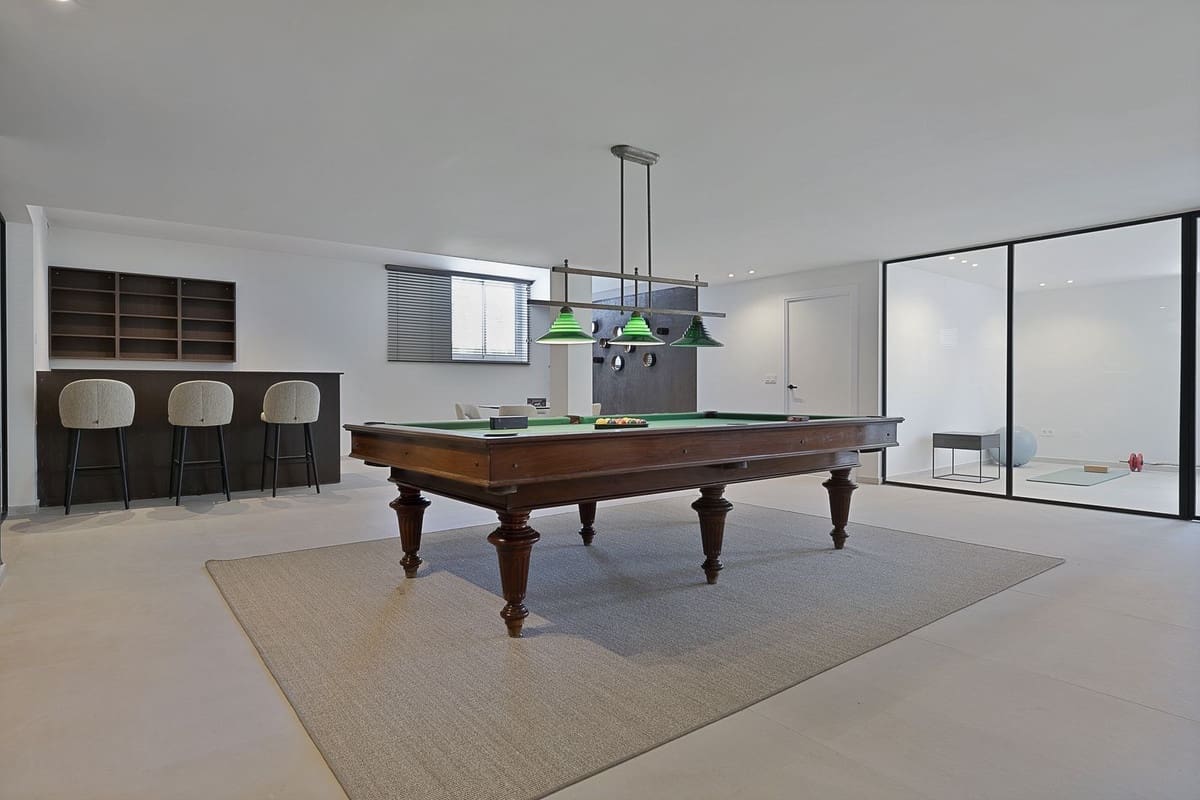 5 soveværelse Villa til salg i Benahavis med swimmingpool garage - € 3.195.000 (Ref: 8402500)