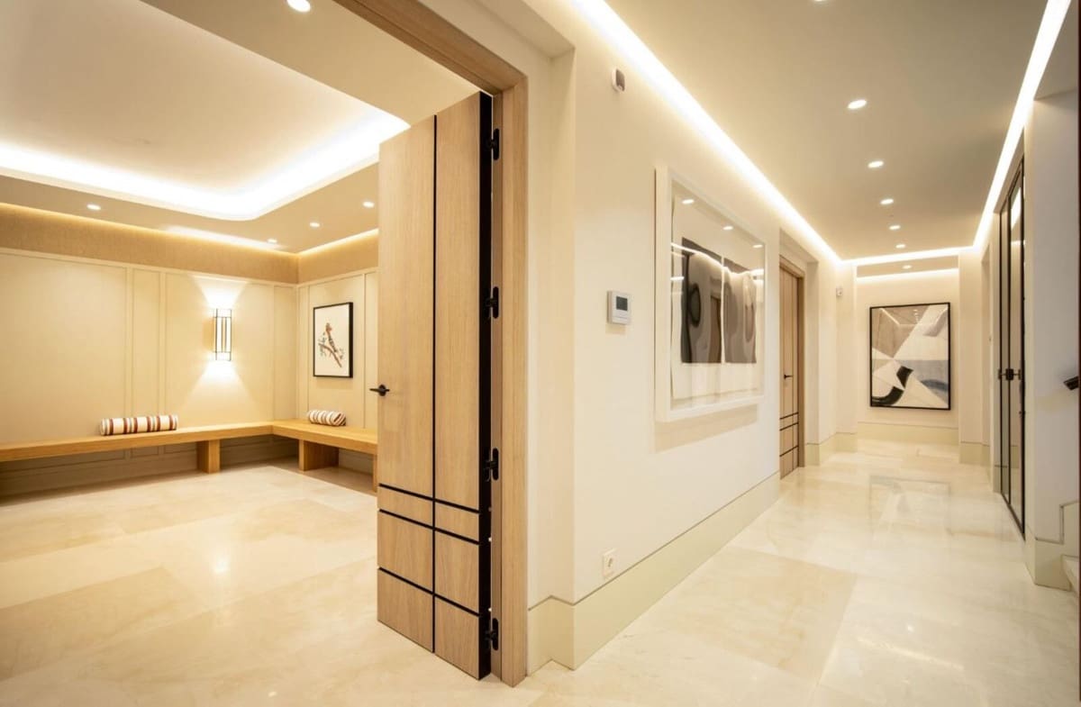 5 camera da letto Villa in vendita in Golden Mile con piscina garage - 12.950.000 € (Rif: 8404272)