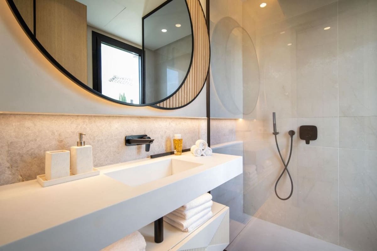 5 camera da letto Villa in vendita in Golden Mile con piscina garage - 12.950.000 € (Rif: 8404272)