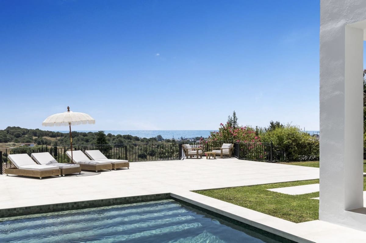 Chalet de 6 habitaciones en Benahavís en venta con piscina garaje - 3.390.000 € (Ref: 8404420)