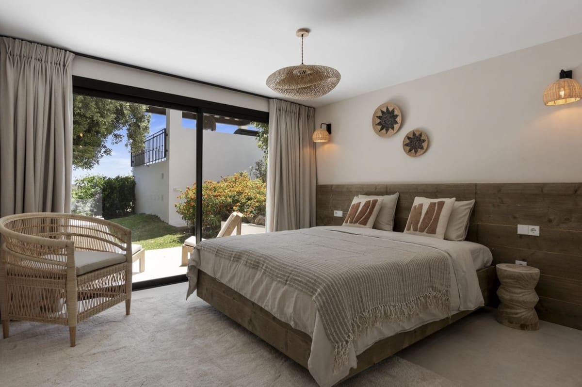 Chalet de 6 habitaciones en Benahavís en venta con piscina garaje - 3.390.000 € (Ref: 8404420)