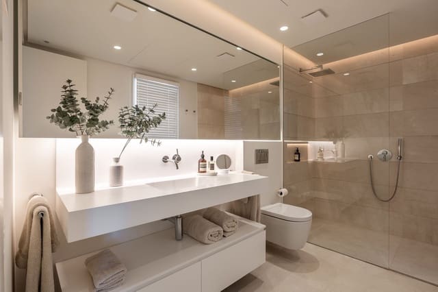 3 makuuhuone Huoneisto myytävänä paikassa Marbella mukana uima-altaan - 2 195 000 € (Ref: 8416872)