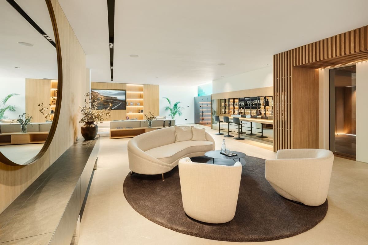 5 sypialnia Willa na sprzedaż w Nueva Andalucia z basenem garażem - 6 950 000 € (Ref: 8418397)