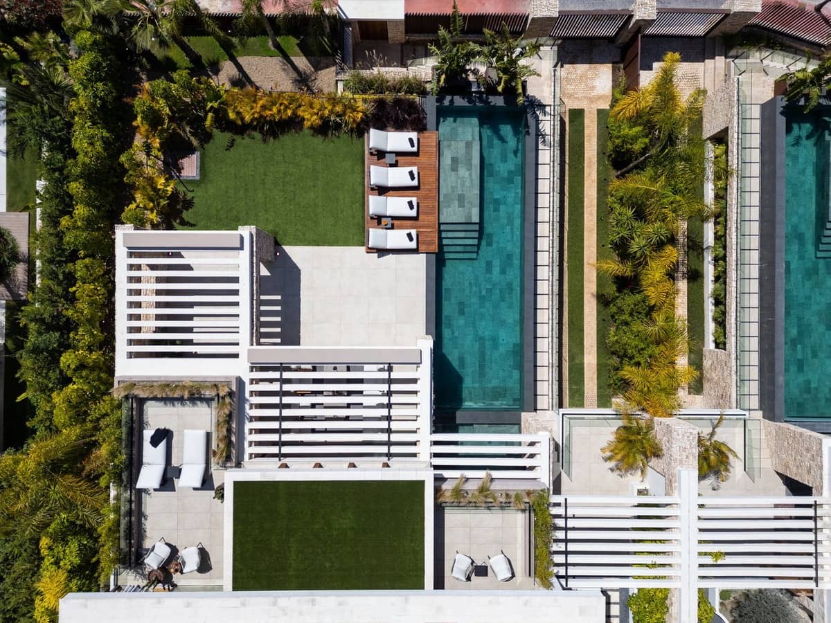 5 sypialnia Willa na sprzedaż w Nueva Andalucia z basenem garażem - 6 950 000 € (Ref: 8418397)