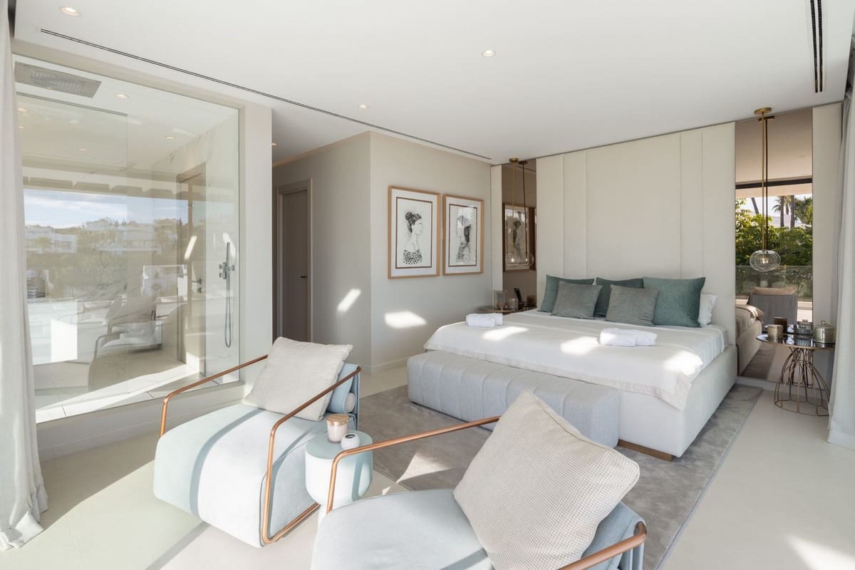 Chalet de 6 habitaciones en Nueva Andalucia en venta con piscina garaje - 4.100.000 € (Ref: 8420512)