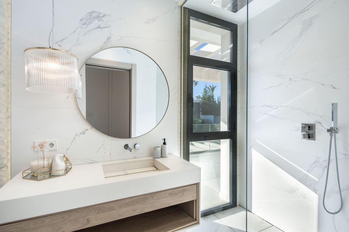 Chalet de 6 habitaciones en Nueva Andalucia en venta con piscina garaje - 4.100.000 € (Ref: 8420512)