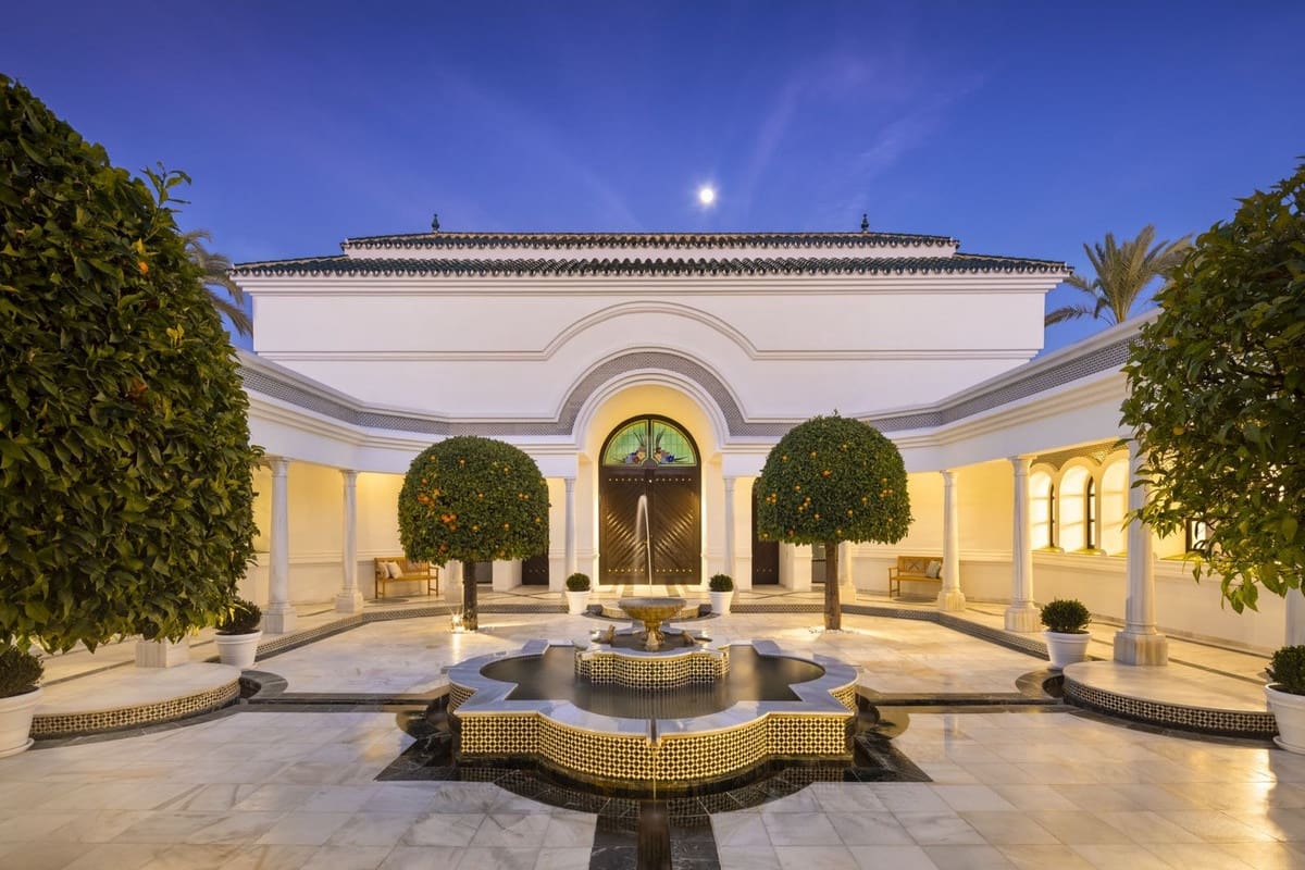 12 bedroom Villa for sale in Nueva Andalucia with pool garage - € 10,850,000 (Ref: 8422546)