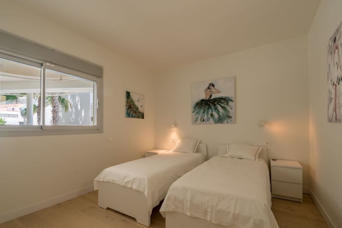 Apartamento de 3 habitaciones en Fuengirola en venta con piscina garaje - 520.000 € (Ref: 8423788)