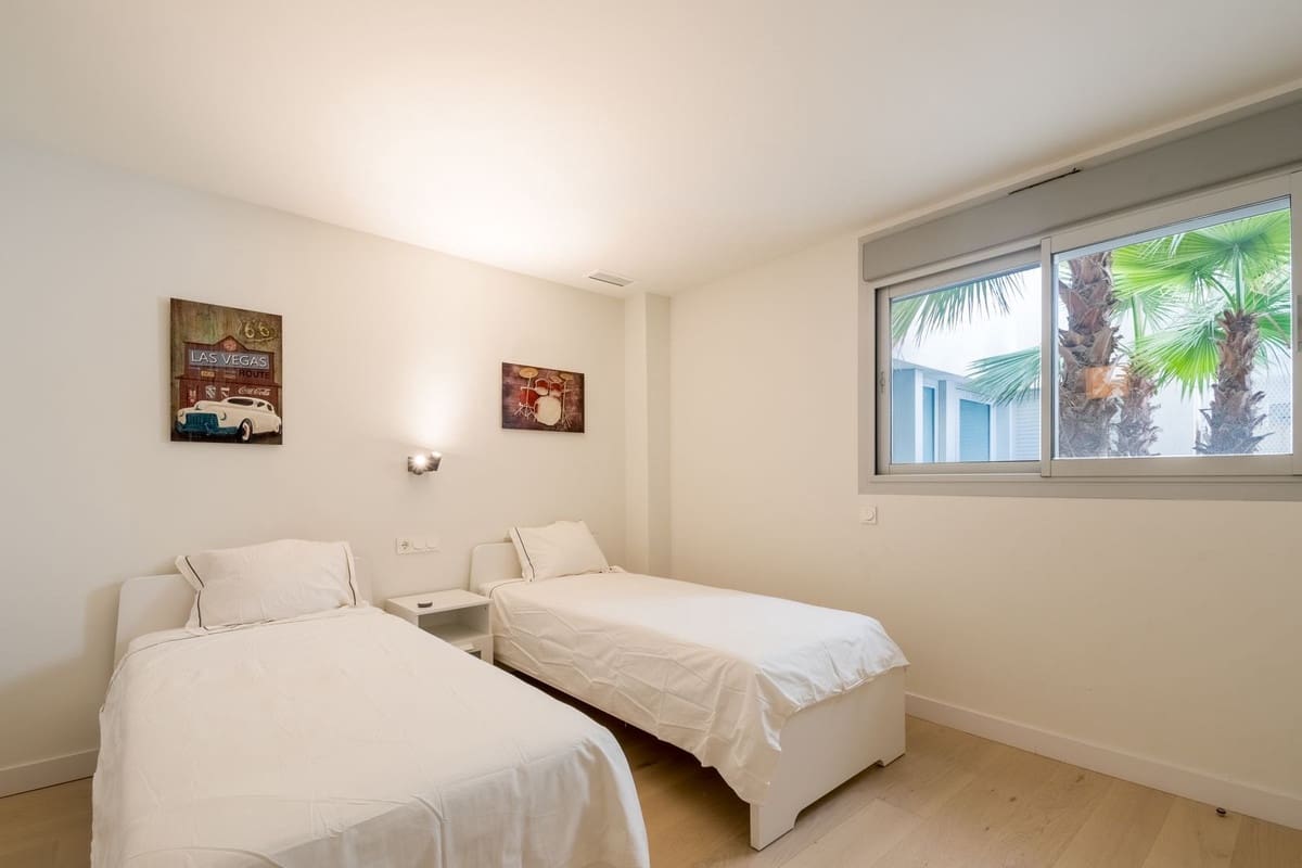 Apartamento de 3 habitaciones en Fuengirola en venta con piscina garaje - 520.000 € (Ref: 8423788)