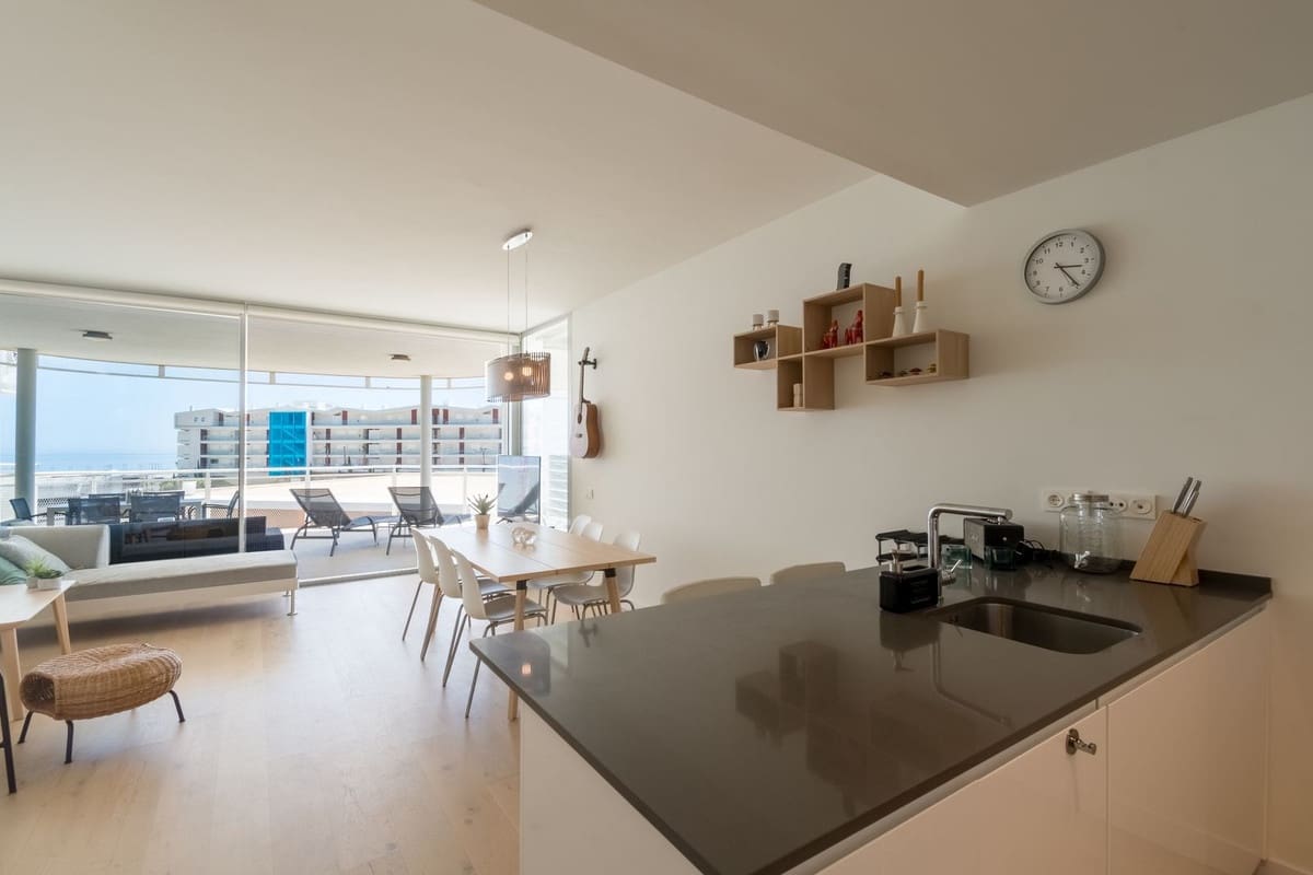 Apartamento de 3 habitaciones en Fuengirola en venta con piscina garaje - 520.000 € (Ref: 8423788)