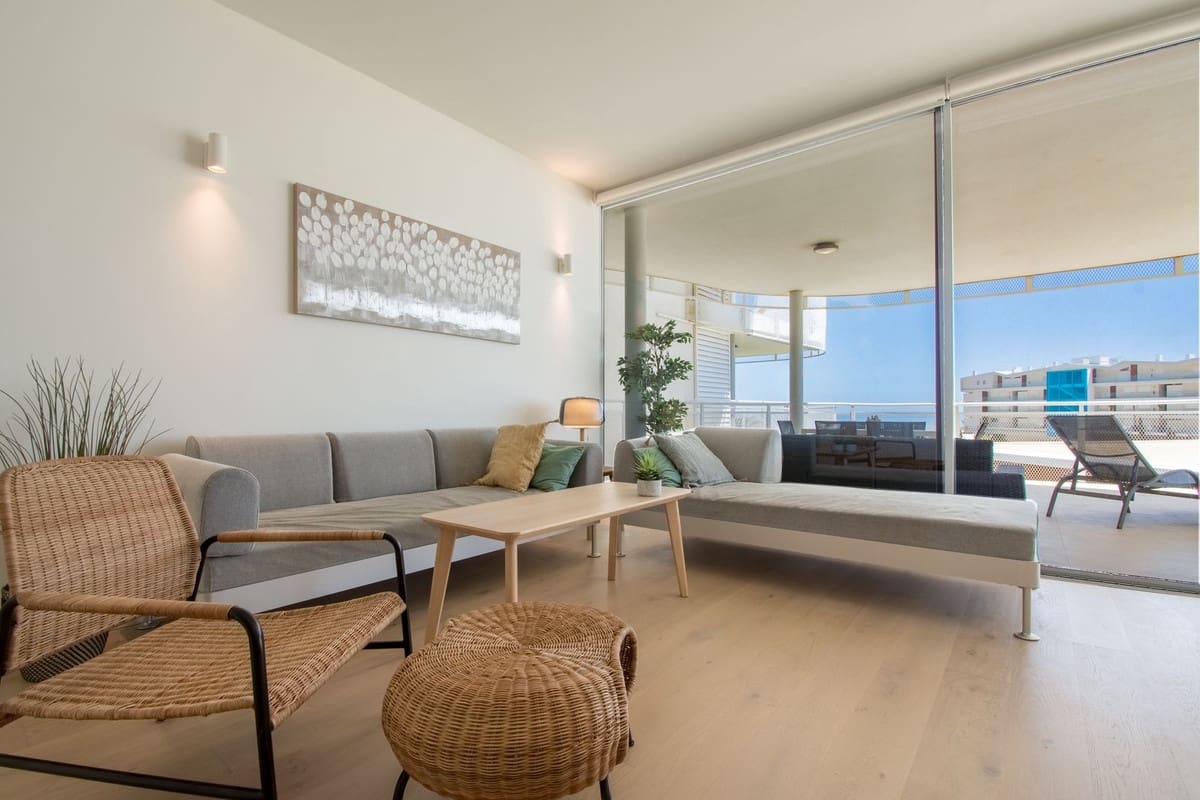 Apartamento de 3 habitaciones en Fuengirola en venta con piscina garaje - 520.000 € (Ref: 8423788)