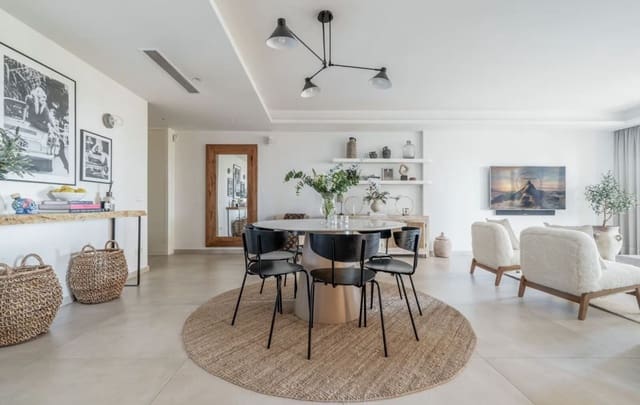 3 sypialnia Apartament na sprzedaż w Nueva Andalucia, Marbella z basenem - 1 295 000 € (Ref: 8448905)