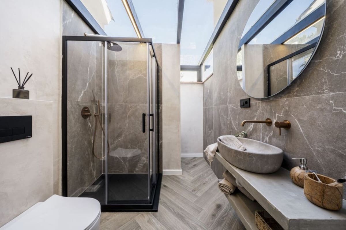 3 bedroom Penthouse for sale in Benahavis with pool garage - € 789,000 (Ref: 8456287)