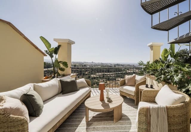 Ático de 3 habitaciones en Benahavís en venta con piscina garaje - 789.000 € (Ref: 8456287)