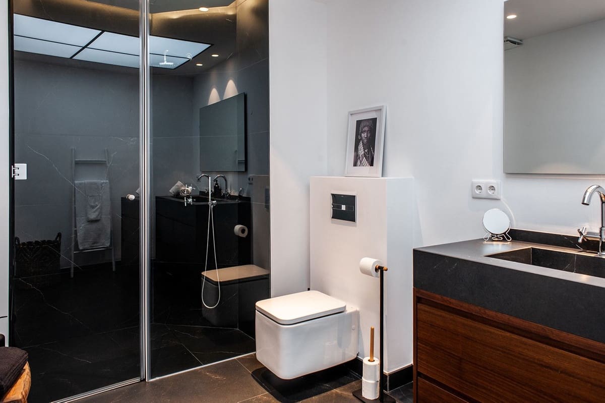 4 sypialnia Penthouse na sprzedaż w Nueva Andalucia z basenem garażem - 2 750 000 € (Ref: 8462552)