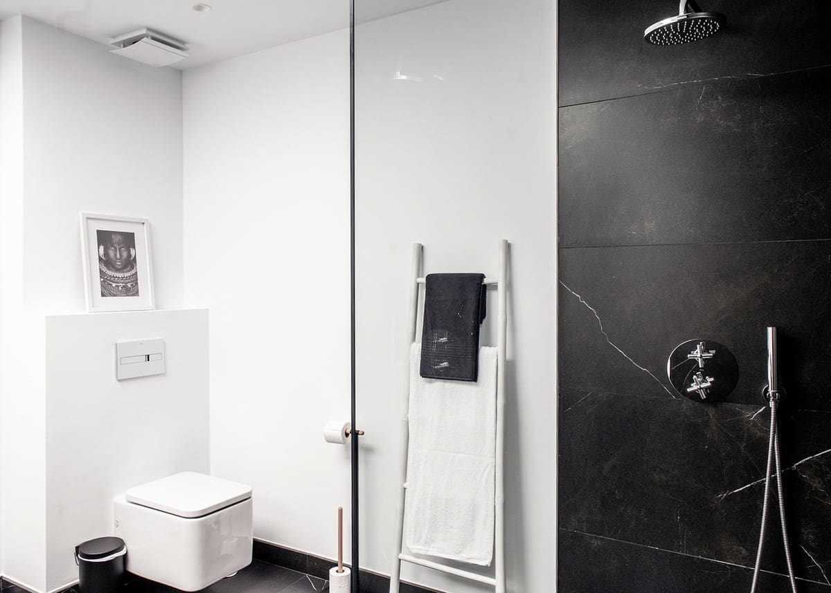 4 sypialnia Penthouse na sprzedaż w Nueva Andalucia z basenem garażem - 2 750 000 € (Ref: 8462552)