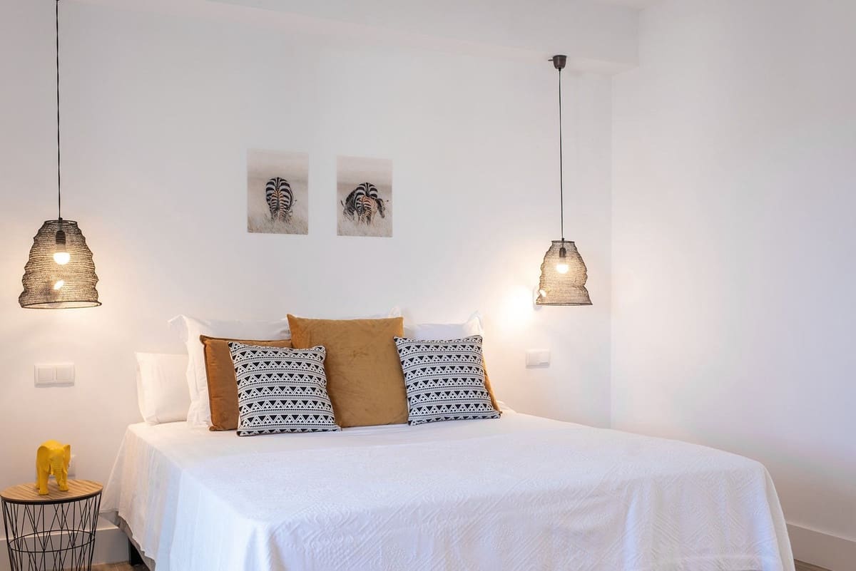 4 sypialnia Penthouse na sprzedaż w Nueva Andalucia z basenem garażem - 2 750 000 € (Ref: 8462552)