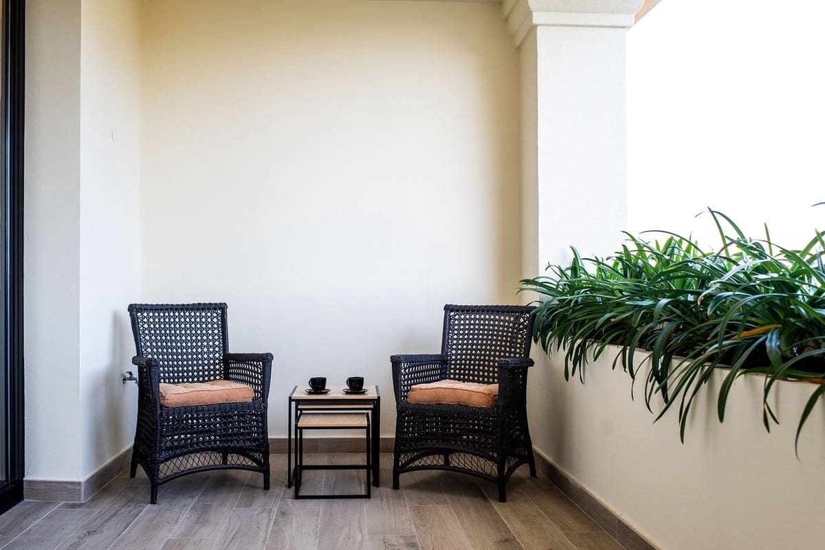 4 sypialnia Penthouse na sprzedaż w Nueva Andalucia z basenem garażem - 2 750 000 € (Ref: 8462552)