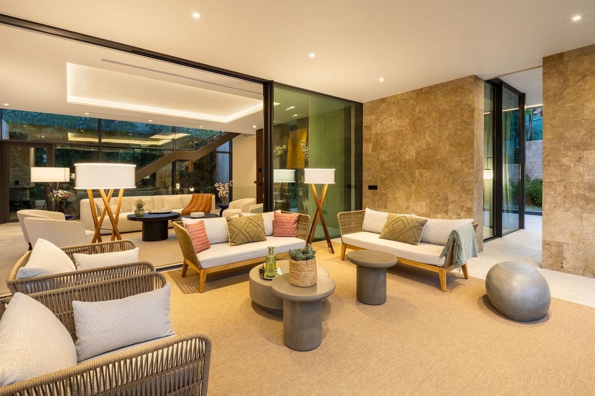 Chalet de 6 habitaciones en Marbella en venta con piscina garaje - 4.375.000 € (Ref: 8467170)