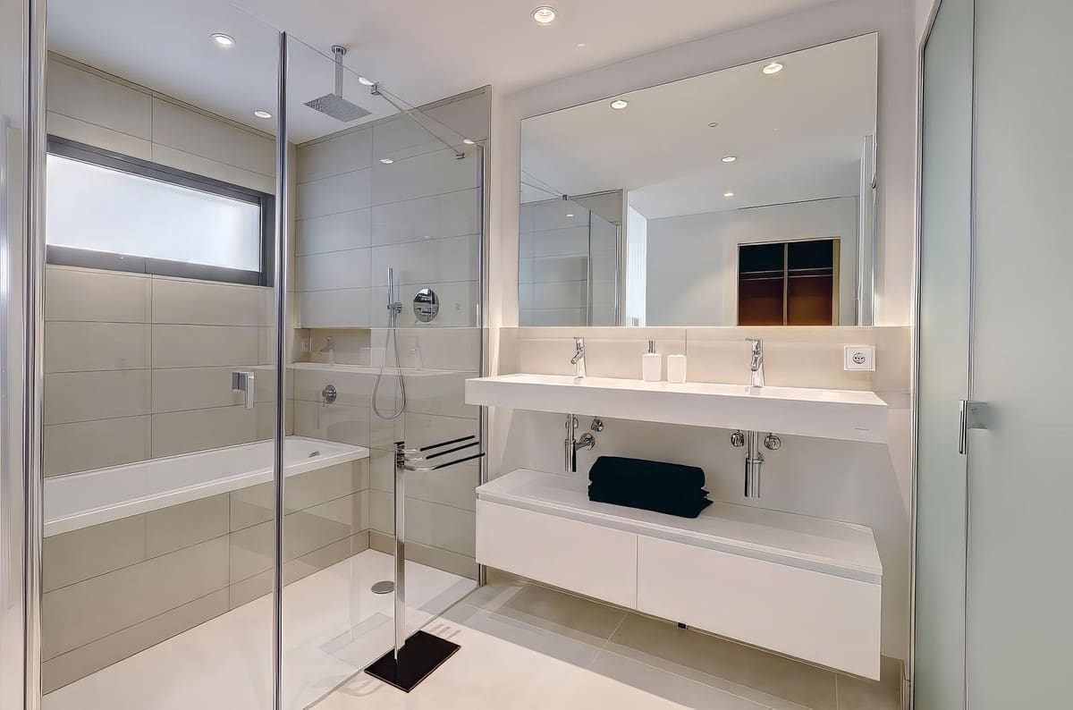 3 bedroom Apartment for sale in Fuengirola with pool garage - € 845,000 (Ref: 8471337)