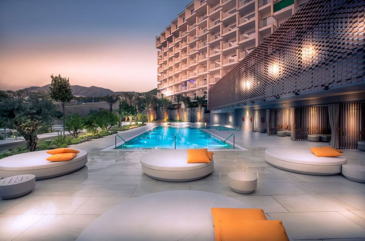 3 quarto Apartamento para venda em Fuengirola com piscina garagem - 845 000 € (Ref: 8471337)