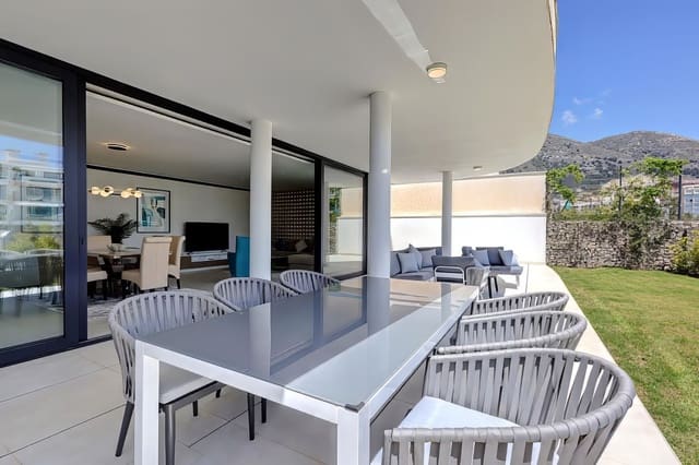 3 quarto Apartamento para venda em Fuengirola com piscina garagem - 845 000 € (Ref: 8471337)