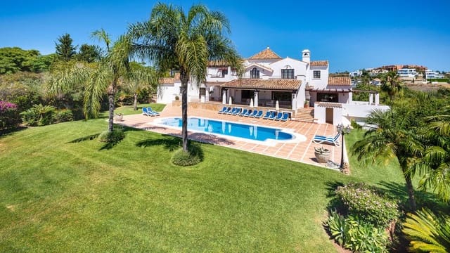 9 bedroom Villa for sale in Estepona with pool garage - € 2,950,000 (Ref: 8471451)