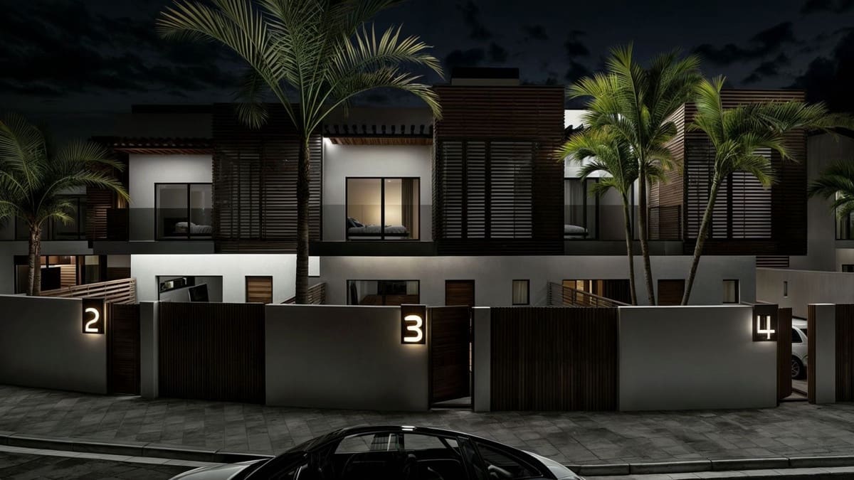 3 soveværelse Byhus til salg i Estepona med swimmingpool garage - € 495.000 (Ref: 8473284)