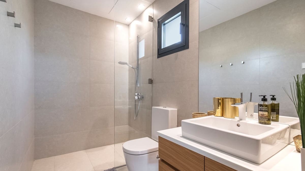 Chalet de 6 habitaciones en Marbella en venta con piscina garaje - 6.500.000 € (Ref: 8510804)