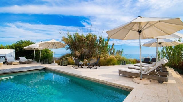 Chalet de 6 habitaciones en Marbella en venta con piscina garaje - 6.500.000 € (Ref: 8510804)
