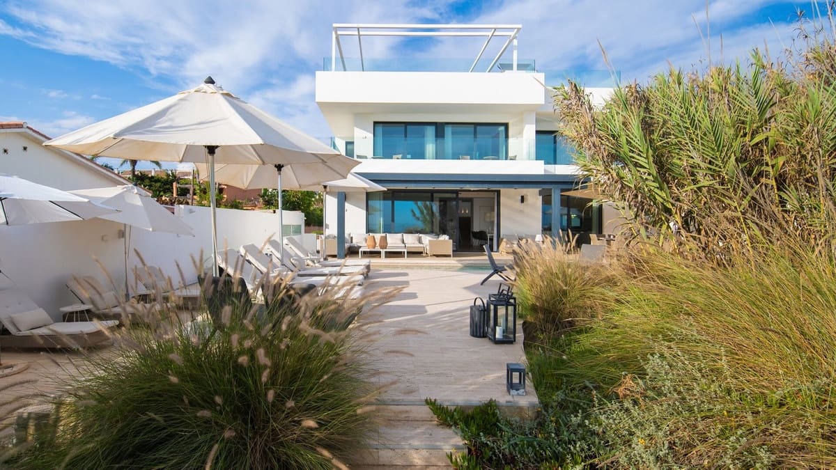 Chalet de 6 habitaciones en Marbella en venta con piscina garaje - 6.500.000 € (Ref: 8510804)
