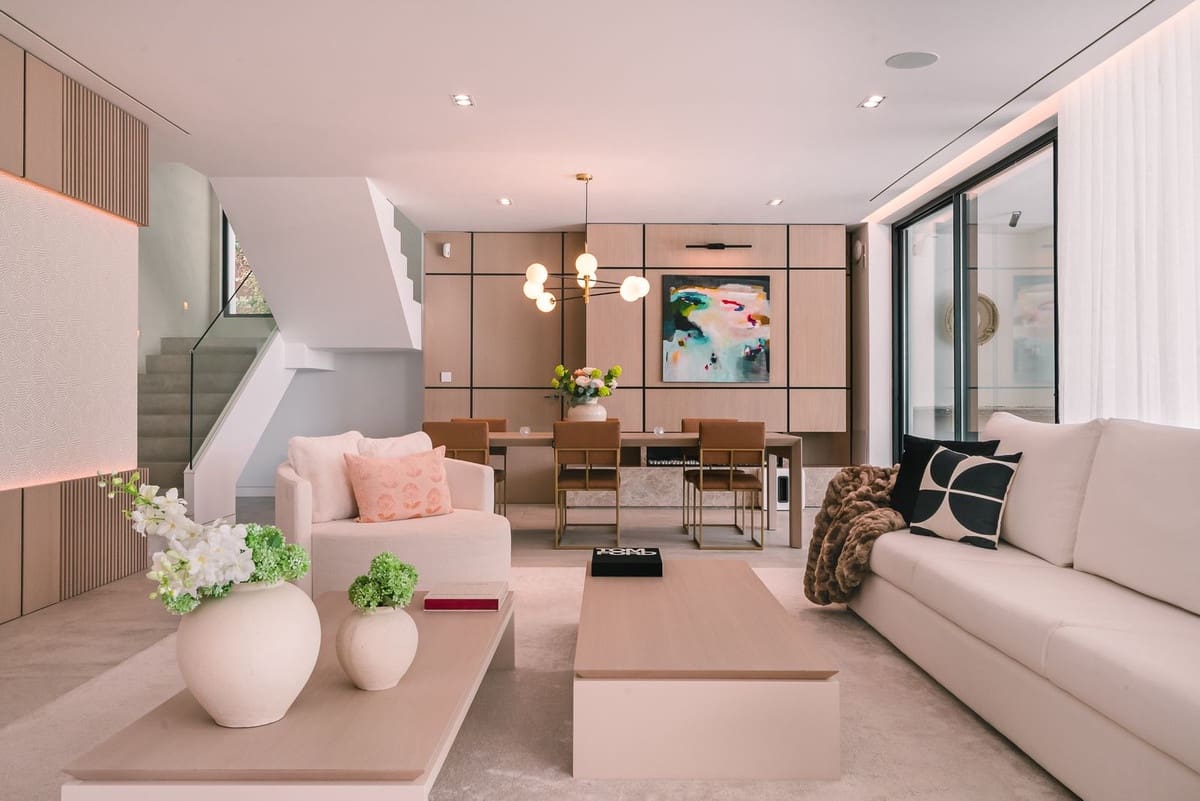 5 bedroom Villa for sale in Nueva Andalucia with pool garage - € 4,995,000 (Ref: 8520692)