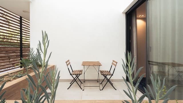 3 bedroom Apartment for sale in Marbella with pool garage - € 950,000 (Ref: 8555657)