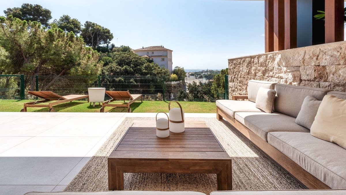 3 soveværelse Lejlighed til salg i Marbella med swimmingpool garage - € 950.000 (Ref: 8555657)