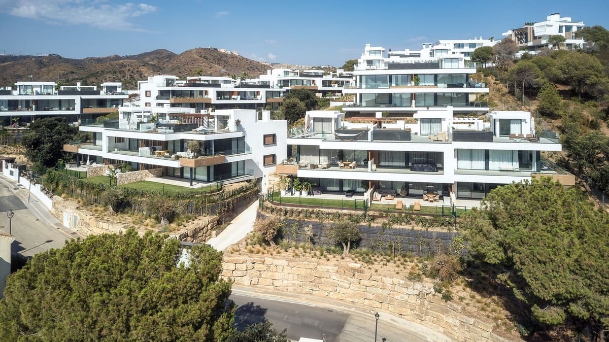3 soveværelse Lejlighed til salg i Marbella med swimmingpool garage - € 950.000 (Ref: 8555657)